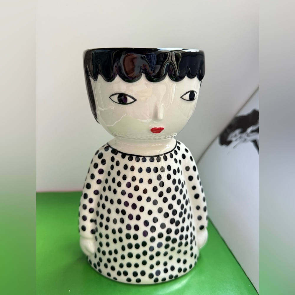 Anthropologie Kinska Melena Hand Painted Face Pot | Modern Ceramic Planter‎ - Picture 2 of 9